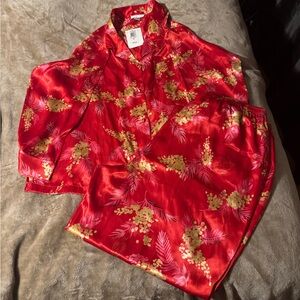 Red Floral Pajama Set size 3X, new with tag
